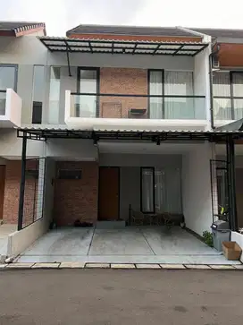 Rumah SHM 2 Carport 10 Mnt ke AEON Mall Tanjung Barat Bisa Nego J-2873