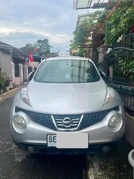 Nissan juke RX 2011 automatic