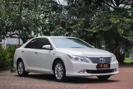 CAMRY V 2014 PUTIH LOW KM
