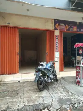 Disewakan kios pertahun, bulanan