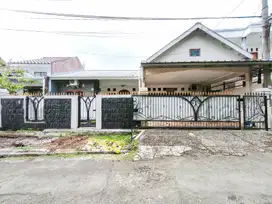 Rumah Seken Luas 4 Kamar Tidur Siap KPR 5 Mnt ke Stasiun Depok J-30253