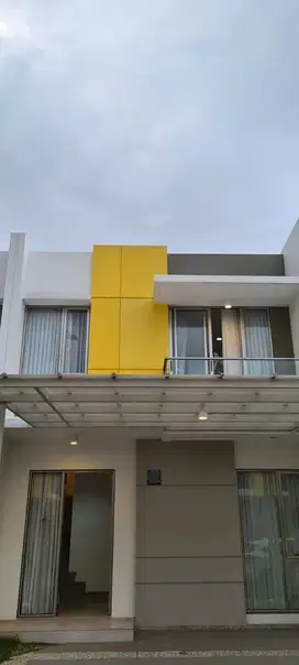 Sewa Rumah PIK 2 Depan Luas 6x10 ada AC dan Gorden 60 Juta/Tahun