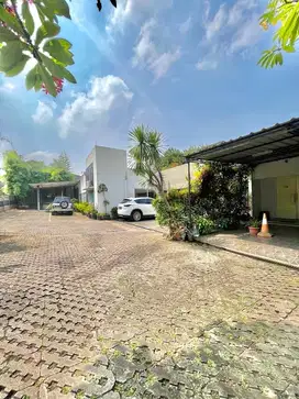 Rumah Luas + Kolam Renang di Cipete Raya Cocok untuk Usaha atau Hunian