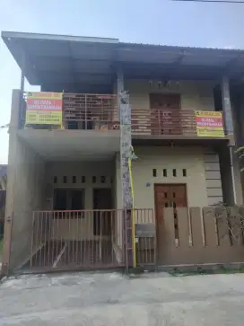Di Kontrakan rumah di belakang pengadilan Negeri klaten