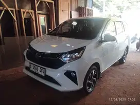 Daihatsu Sigra R AT 2024 KM 17.000