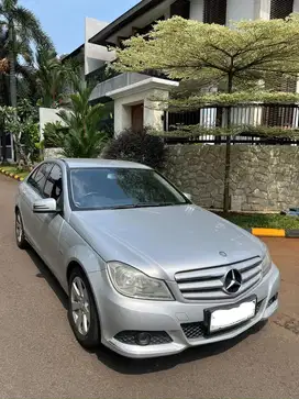 Mercedes-Benz C200 2012 Bensin
