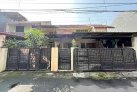 Rumah Hadap Timur LT 144 dekat Pintu Tol Kalimalang Siap KPR J-23836