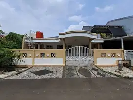 Rumah siap huni, Renovasi, Utara, di Cluster Banjar Wijaya