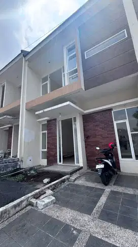 Villa Asri 3 Kamar di Batu – Dekat Wisata & Akses Jalan Luas!