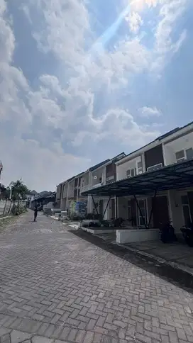 Villa Siap Huni Dekat Jatim Park – Akses Mudah & Lingkungan Eksklusif