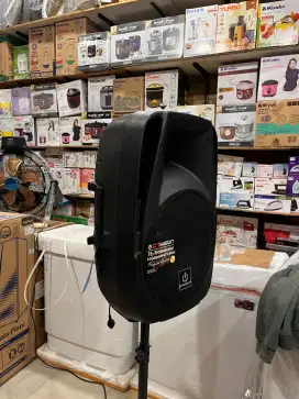 SPEAKER CASH & KREDIT
