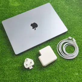 Macbook Pro 14inch 2021 M1 Pro RAM 16Gb SSD 1Tb 10C CPU 16C GPU cc 195