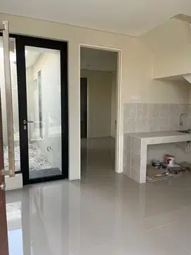 MURAH, Rumah Northwest Central Citraland NWC NWL samping taman