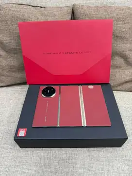 Huawei Mate XT Ulitimate Design 16/1TB 2 Minggu pakai