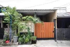 Rumah Minimalis Seken di Villa Indah Harapan Full Furnished J-21152