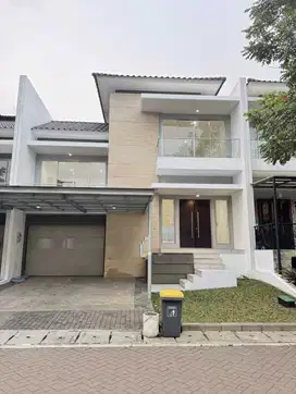 DIJUAL RUMAH MINMALIS HADAP SELATAN HARGA TERMURAH DI GOLF ISLAND