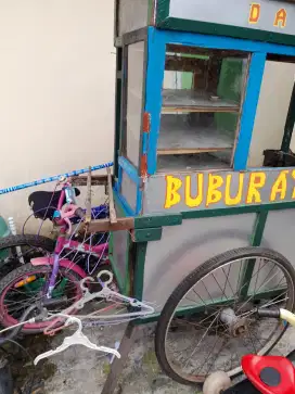 gerobak bubur ayam atau bakso