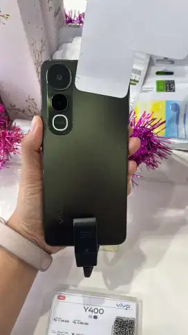 VIVO Y400 RAM 6 128 GB
