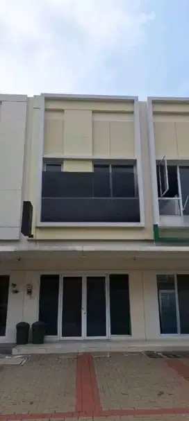 Disewakan Cepat Ruko 2lt Siap Huni Pisa Grande Gading Serpong