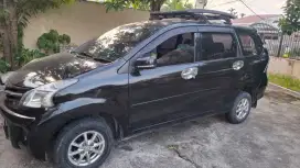 Daihatsu Xenia 1.0 M Sporty – Manual