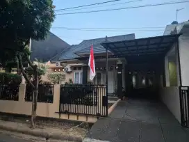 JUAL RUMAH DI KEMANG PRATAMA 1