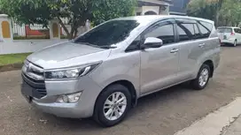 Mobil Bekas Kijang Toyota Innova Silver Metallic