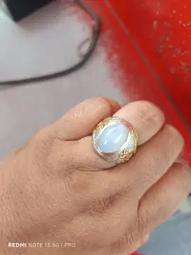 Batu duri bulan