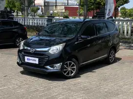 DP Rendah Daihatsu Sigra 1.2 R Deluxe Bensin-MT 2019 Hitam LOB