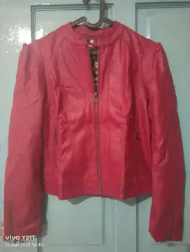 Jaket semi kulit