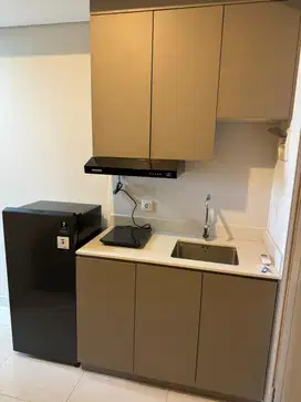 Dijual / disewakan 1BR furnished Apartemen Gold coast