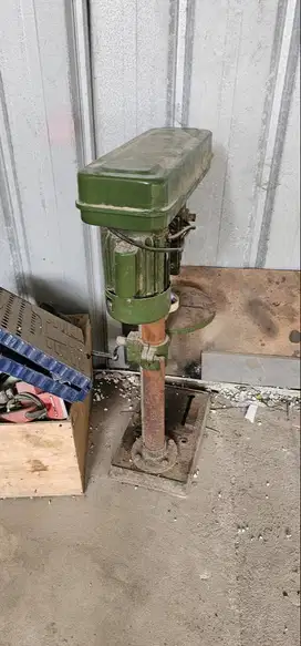 Mesin Bor Duduk Bench Drill 16mm Bekas / Second.