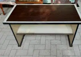Meja serbaguna bahan formica (Trilpek Berlapis) uk 105 ×45