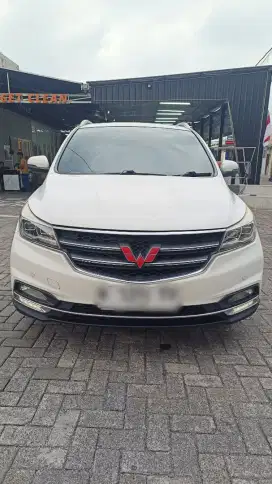 Wuling Cortez 1.8 Type tertinggi manual 6 Speed