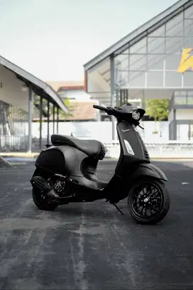 PIAGGIO VESPA SPRINT 150 NOTTE LIMITED EDITION 2019 MURAH