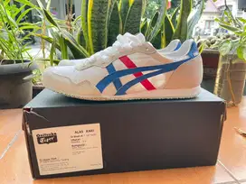 Sepatu Onitsuka Tiger Serrano