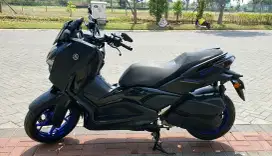 Yamaha Xmax connected 2024