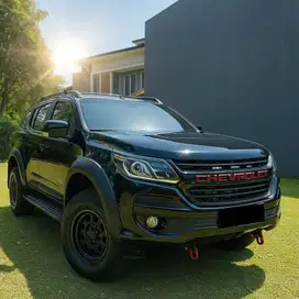 Chevrolet Trailblazer LTZ 2.5 AT Diesel 2017 Hitam – Siap Pakai