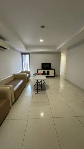 Disewa Cepat Apartemen 2 BR semi furnished The Mansion