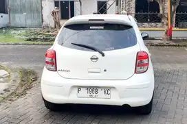 Nissan March 1.2 MT th 2012