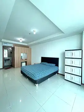 Condominium Green bay Pluit 2BR Full Furnished View Laut