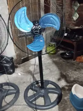 Jual kipas angin bekas baling besi 18 inch