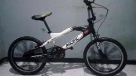 sepeda BMX PACIFIC X-CROSS masih bagus ban masih tebal batangan keker