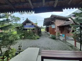 Disewakan Bangunan Usaha Joglo(Isian) - Cocok untuk Rumah Makan/Cafe