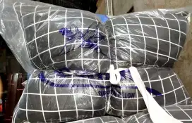 Bantal Super Dakron — Empuk, Anti Kempes, Nyaman untuk Tidur