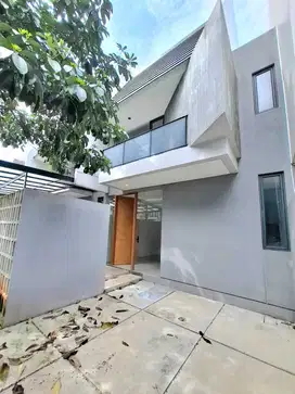 Rumah Siap Huni Strategis Dekat Kampus Univ Indonesia dan Tol Brigif