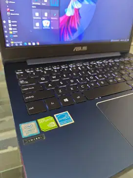Asus Zenbook UX331U slim core i7 gen8 ram 16gb dual VGA Nvidia GeForce