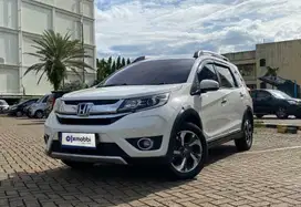 TDP 7,JT Honda BR-V 1.5 E Bensin-MT Putih 2016