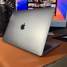 Macbook Pro Retina 13inch 2017 8/256GB