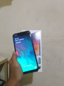Samsung A50 6/128 Fullset