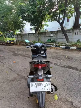 Vario 125 CBS ISS Keyless plat B jakarta timur